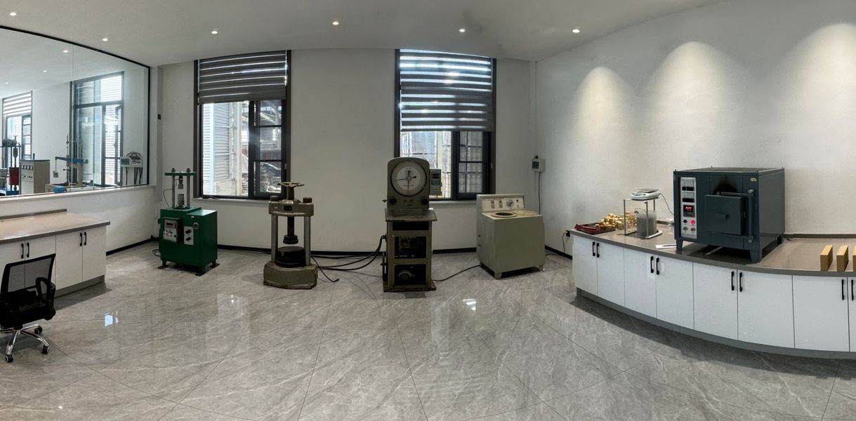 Henan Hongtai Kiln Refractory Co.,Ltd. 제조업체의 생산 라인
