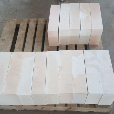 3.7g/cm3 덩어리 밀도 Azs 산업용 불성형 벽돌 오븐 유리 병 불 벽돌
