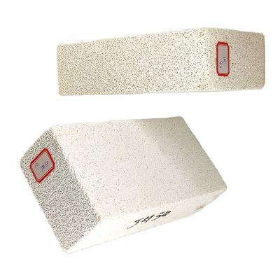 JM23 JM26 JM28 가벼운 무게 Mullite 단열 벽돌 0.6-1.0g/cm3의 대량 밀도