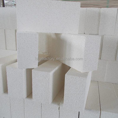 0% MgO 함유량과 30-60% Al2O3 함유량을 가진 불투명 Mullite 단열 화석